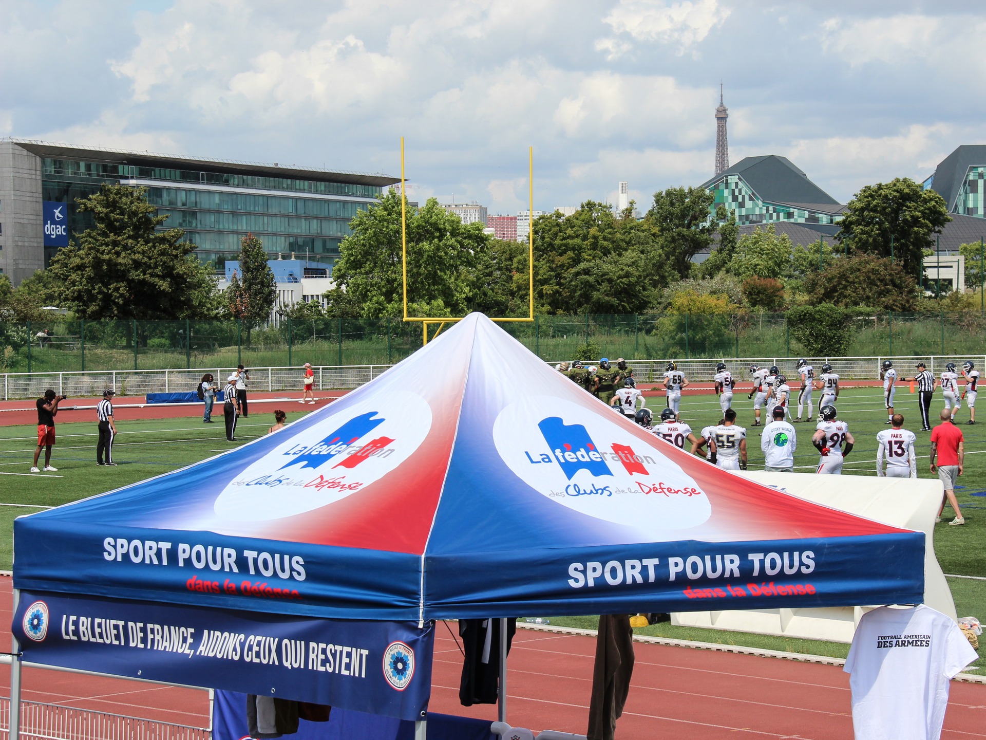 Joueurs FAA sur le terrain le 14 juillet à Balard